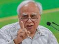 Rajasthan Political Crisis : "तबेल्यातून घोडे निघून गेल्यावर आपण जागे होणार आहोत का?" - Marathi News | Rajasthan political crisis kapil sibal says worried for congress | Latest national News at Lokmat.com