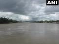 Assam Floods : आसामला पुराचा तडाखा, तब्बल 110 जणांचा मृत्यू - Marathi News | assam flood death toll reach 110 pm narendra modi assures support | Latest national News at Lokmat.com