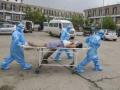 CoronaVirus News : बापरे! ताज्या हवेसाठी नातेवाईकांनी कोरोनाग्रस्ताला ICUतून बाहेर आणलं अन्... - Marathi News | CoronaVirus Marathi News medical hospital air icu bed patient died | Latest national News at Lokmat.com