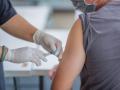 coronavirus: ...म्हणून आठवडाभरासाठी टळली ऑक्सफर्डच्या लसीची भारतातील चाचणी - Marathi News | coronavirus: ... so the Oxford vaccine trial in India was postponed for a week | Latest national Photos at Lokmat.com