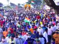 शहीद जवानाला निरोप देण्यासाठी लोटला जनसमुदाय, ऋषिकेश जोंधळे अमर रहे च्या घोषणेने परिसर दुमदुमला - Marathi News | crowd to bid farewell to martyred soldiers, Rishikesh Jondhale Amar Rahe's announcement filled the premises | Latest kolhapur Photos at Lokmat.com