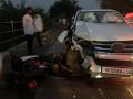 आमदार किसन कथोरे यांच्या गाडीचा अपघात, दोघांचा मृत्यू - Marathi News | MLA Kisan Kathore car accident, two-wheeler rider seriously injured | Latest thane News at Lokmat.com