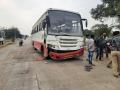 भरधाव बसच्या धडकेत दुचाकीवरील पती-पत्नीचा मृत्यू - Marathi News | Husband and wife killed in Bhardhav bus collision | Latest jalana News at Lokmat.com