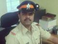 पोलीस अधिकारी थोडक्यात बचावला, नायलॉनने मांजाने गळा चिरला  - Marathi News | | Latest crime Photos at Lokmat.com