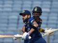 IND vs ENG, 2nd ODI : विराट कोहली-लोकेश राहुल यांची शतकी भागीदारी, कर्णधारानं मोडला ग्रॅमी स्मिथचा मोठा विक्रम - Marathi News | IND vs ENG, 2nd ODI : Virat Kohli breaks Graeme Smith’s record as ODI captain; 100 runs partnership between Kohli and Rahul | Latest cricket Photos at Lokmat.com