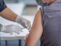corona vaccination : महाराष्ट्रात गुरुवारी झाले उच्चांकी कोरोनाचे लसीकरण, दिवसभरात तीन लाखांहून अधिक जणांना दिली लस - Marathi News | corona vaccination: High corona vaccination was given in Maharashtra on Thursday, more than three lakh people were vaccinated in a day | Latest mumbai News at Lokmat.com
