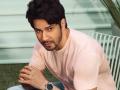 Varun Dhawan Birthday: वयाच्या अवघ्या 11 व्या वर्षी अभिनेत्यावर आली होती पोलिसांना फोन करुन बोलवण्याची वेळ, कारण... - Marathi News | Actor varun dhawan birthday special unknown story | Latest filmy News at Lokmat.com
