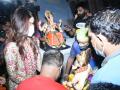 Ganeshotsav: पती राज कुंद्राविना गणपती आणण्यासाठी आली शिल्पा शेट्टी, चेहऱ्यावर होते असे भाव, पाहा फोटो - Marathi News | Ganeshotsav: Shilpa Shetty came to bring Ganpati without her husband Raj Kundra, the expression on her face, see photo | Latest filmy Photos at Lokmat.com