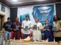 विचारांचे मंथन! ‘समरसॉल्ट’ काव्यसंग्रहाचे प्रेमानंद गज्वी यांच्या हस्ते प्रकाशन - Marathi News | | Latest mumbai News at Lokmat.com