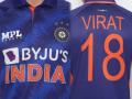 Team India’s jersey : टीम इंडियाच्या नव्या जर्सीवर तीन स्टार का आहेत हे माहित्येय?; जाणून घ्या महत्त्वाचे अपडेट्स - Marathi News | Team India’s jersey : Here’s why India’s T20 World Cup 2021 jersey have three stars | Latest cricket News at Lokmat.com