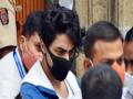 Aryan Khan Drugs Case: जामीन मिळाल्यानंतरही ऐन दिवाळीत आर्यन खान एनसीबीच्या कार्यालयात, कोर्टाच्या अटीचे केले पालन  - Marathi News | Aryan Khan Drugs Case: Even after getting bail, Aryan Khan complied with court conditions in NCB office on Diwali | Latest filmy News at Lokmat.com