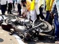अति वेगाने जीव गमावला; भरधाव दुचाकींच्या धडकेत दोघे जागीच ठार - Marathi News | Lost his life due to harsh driving; two bike rider killed on the spot in a collision with a two-wheeler | Latest chhatrapati-sambhajinagar News at Lokmat.com