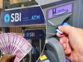 अलर्ट! SBI च्या ATM मधून पैसे काढण्याआधी जाणून घ्या बँकेचा 'हा' नवा नियम; होईल मोठा फायदा - Marathi News | state bank of india sbi otp based cash withdrawal rule know about the rules of cash withdrawal | Latest business News at Lokmat.com