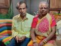 प्यार का बंधन! 70 वर्षांचे सुब्रत, 65 वर्षीय अपर्णा; वृद्धाश्रमात भेटले, 'असे' प्रेमात पडले अन् लग्न केले - Marathi News | west bengal at the age of 70 a man married a 65 year old woman | Latest national News at Lokmat.com