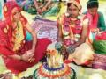 ऐकावं ते नवलंच! नणंदेने वहिनीशी केलं लग्न; मंडपात घेतल्या सप्तपदी, सर्व विधी केले अन्... - Marathi News | weird tradition in gujarat chhota udepur district girl married with her sister in law | Latest national News at Lokmat.com