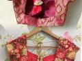 How To Reuse Old Blouse : जुनं ब्लाऊज फेकून देण्यापेक्षा ३ प्रकारे पुन्हा वापरात आणा; कापडासह शिलाईचेही वसूल होतील पैसे - Marathi News | How To Reuse Old Blouse : 3 useful ideas to reuse old waste saree blouse | Latest sakhi News at Lokmat.com