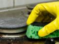 Cleaning Hacks : फक्त १० रूपयात स्वच्छ करा काळं पडलेलं गॅस बर्नर; १ उपाय, किचन दिसेल स्वच्छ - Marathi News | How to Clean Gas Burner Easily at Home : How to clean gas burner and stove top easily | Latest sakhi News at Lokmat.com