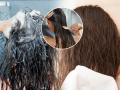 How To Dry Hair Quickly : ऐन घाईच्यावेळी केस लवकर सुकतच नाही? 4 ट्रिक्स, पावसाळ्यातही केस सुकतील लवकर - Marathi News | How To Dry Hair Quickly : Best way to dry up hairs best way to speed dry your hair | Latest sakhi News at Lokmat.com