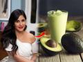 कतरिना कैफला आवडणाऱ्या 'या' विदेशी फळाची स्मूदी प्या, मिळवा तिच्यासारखी ग्लोईंग त्वचा.. - Marathi News | Drink 'this' exotic fruit smoothie that Katrina Kaif loves, get glowing skin like hers.. | Latest sakhi News at Lokmat.com
