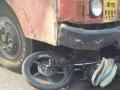 बस-दुचाकीचा समोरासमोर अपघात; दुचाकीस्वाराचा जागीच मृत्यू - Marathi News | Bus-motor cycle head-on accident; The biker died on the spot | Latest hingoli News at Lokmat.com