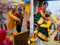 लग्नानंतर पश्याने घेतलं रिअल लाइफ अंजीसोबत खंडेरायाचं दर्शन; जेजुरी गडावरचा व्हिडीओ केला शेअर - Marathi News | sahakutumb sahapariva actor pasha aka akash nalawde share jejuri darshan video | Latest filmy News at Lokmat.com