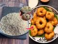बाहेरून कुरकुरीत आतून सॉफ्ट मेदूवडे घरीच करा; कमी तेल पिणाऱ्या, क्रिस्पी वड्यांची रेसेपी - Marathi News | South Indian Style Medu vada Recipe :How to make crispy medu vada at home | Latest sakhi News at Lokmat.com