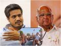 Rohit Pawar : Video - "राहुल गांधींना लोकांनी डोक्यावर घेतलंय, लवकरच साहेबांच्याबाबत असंच चित्र दिसेल" - Marathi News | NCP Rohit Pawar Share Congress Rahul Gandhi Video and says about Sharad Pawar | Latest maharashtra News at Lokmat.com