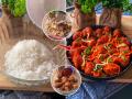 फोडणीचा भात कशाला, उरलेल्या भाताचे करा क्रिस्पी मंचुरियन, चव अशी की लोकं आवडीने खातील - Marathi News | This Weekend make Leftover Rice Manchurian with Vegetables | Latest sakhi News at Lokmat.com