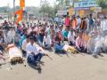 परभणीत रास्तारोकोसह तिरडी आंदोलन; सकल मराठा समाजाकडून सरकारविरोधात संताप - Marathi News | | Latest parabhani News at Lokmat.com