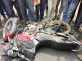 टेम्पो-दुचाकीचा समोरासमोर भीषण अपघात; दोन तरुणाचा मृत्यू - Marathi News | Tempo-bike head-on crash; Death of two youths | Latest hingoli News at Lokmat.com