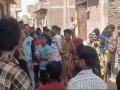 खळबळजनक! बाईक न मिळाल्याने पती झाला हैवान; पत्नीचा काढला काटा, 8 दिवसांपूर्वी झालेलं लग्न - Marathi News | husband strangled his wife to death for not getting motorcycle at wedding in unnao | Latest crime News at Lokmat.com