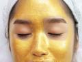 पार्लरमध्ये जायलाच वेळ नाही ? फक्त ४ सोप्या स्टेप - चेहऱ्यावर येईल गोल्ड फेशियल केल्यासारखे सोनसळी तेज... - Marathi News | HOW TO DO GOLD FACIAL AT HOME: STEP BY STEP PROCEDURE How to Do step by step Gold facial at home with Natural ingredients 4 Steps to do Golden Facial At Home | Latest sakhi News at Lokmat.com