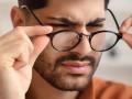 दिवसेंदिवस नजर कमजोर होतेय-लांबच दिसत नाही? ५ गोष्टी करा, नजर होईल तेज - Marathi News | Top 5 Tips To Increase Eye Vision Naturally : How To Get Rid of Spectacle and Increase Eye Vision Naturally | Latest sakhi Photos at Lokmat.com