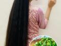 केसांच्या वाढीसाठी वापरा आयुर्वेदातील एक खास वनस्पती, केसांच्या अनेक समस्यांवर पारंपरिक उपाय... - Marathi News | Bhringraj can help you boost hair growth and control hair fall! Know how to use it | Latest sakhi News at Lokmat.com