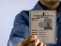 जुने मतदार ओळखपत्र असल्यास नव्याने काढा - Marathi News | If you have an old voter ID card, get a new one | Latest vardha News at Lokmat.com