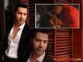 दिग्दर्शक म्हणत राहिला CUT... CUT... तरीही वरुण धवन Kiss करत राहिला, Video चर्चेत - Marathi News | Varun Dhawan-nargis Fakhri Intimate Bts Video Actor Continued To Scene Even Director Said Cut | Latest filmy News at Lokmat.com