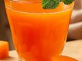 Carrot Shots : आरोग्यासाठी उपयुक्त ठरेल हे पेयं, रोज सकाळी चार चमचे, त्वचा ठेवते सुंदर - Marathi News | Carrot Shots: This drink will be beneficial for health, four tablespoons every morning, keeps the skin beautiful | Latest sakhi News at Lokmat.com