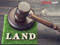 जमीन हडपणाऱ्या भूमाफियाला पोलिसांचे संरक्षण, जमीनमालकालाच केले बेदखल - Marathi News | Police protect land grabbing mafia, evicts landowner | Latest nagpur News at Lokmat.com