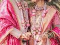 Bridal Varmala Ideas: 10 Beautiful Garland Designs for the Perfect Wedding Look - Hindi News | Bridal Varmala Ideas: 10 Beautiful Garland Designs for the Perfect Wedding Look | Latest lifestyle Photos at Lokmattimes.com