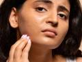 ऑइली-तेलकट त्वचेचं टेंशन विसरा, पाहा ४ घरगुती उपाय-चिपचिपा चेहरा गायब-त्वचाही दिसेल नितळ - Marathi News | Home remedies for oily skin - perfect solutions for taking care of skin | Latest sakhi News at Lokmat.com