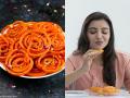 काय म्हणता, जिलेबी खाण्याचे फायदेच फायदे! जिलेबीत अशी काय जादू असते.. - Marathi News | benefits of eating jalebi? is eating jalebi really beneficial for health? | Latest sakhi News at Lokmat.com