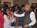 ‘राज्यपालांचा तो स्पर्श वाईट, अनेकदा धुतला चेहरा’ - Marathi News | I Washed my face several times after tamil nadu governor pats on cheek says journalist | Latest national News at Lokmat.com
