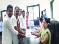 धैर्यशील पाटील यांचा अर्ज दाखल - Marathi News | Dhairyashil Patil was filed nominatin | Latest raigad News at Lokmat.com