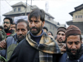 Yasin Malik: जवानांची हत्या ते गृहमंत्र्यांच्या मुलीचे अपहरण; जाणून घ्या यासीन मलिकच्या गुन्ह्यांची यादी... - Marathi News | Terrorist Yasin Malik | From kidnapping to murder; Know the story of JKLF terrorist Yasin Malik | Latest national Photos at Lokmat.com