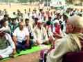 शेतकरी आंदोलन : पोलीस मुख्यालय सोडण्यास यशवंत सिन्हांचा नकार! - Marathi News | Farmer's agitation: Yashwant Sinha refuses to leave police headquarters! | Latest akola News at Lokmat.com