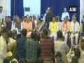 योगींच्या मंत्रिमंडळात 18 नवे मंत्री, 5 जणांना बढती  - Marathi News | 23 MLAs take oath as ministers in Uttar Pradesh Government | Latest national News at Lokmat.com