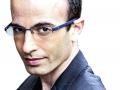 युवाल हरारी.. ते महत्त्वाचे का आहेत? - Marathi News | Yuval Harari .. Why he is important today for youth ? | Latest oxygen News at Lokmat.com
