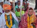 ...अन् माणुसकी धावून आली; निराधार सुचिताचे पार पडले शुभमंगल - Marathi News | orphan suchita kumare marriage in yavatmal | Latest yavatmal News at Lokmat.com