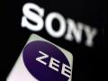 Zee-Sony यांच्यातील करार तुटला, ३० टक्क्यांपर्यंत आपटला शेअर; गुंतवणूकदारांनी हात केले वर - Marathi News | Deal breaks with zee and sony zee entertainment shares fall by up to 30 percent Investors huge loss | Latest business News at Lokmat.com