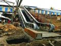 कर्जत रेल्वे स्थानकातील सरकता जिना ३0 जूनअखेर? - Marathi News | Karjat railway station to resume at the end of June 30? | Latest raigad News at Lokmat.com